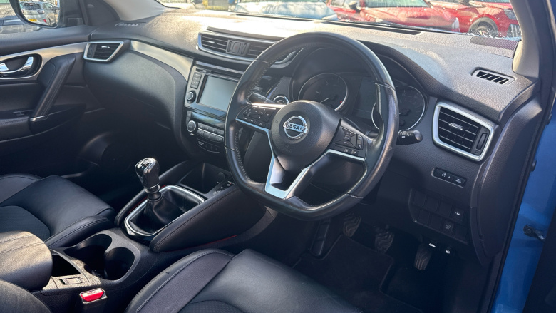 Nissan Qashqai 1.5 dCi 115 Tekna 5dr Diesel Hatchback